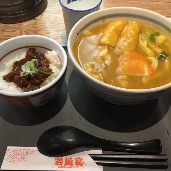 「カレーうどんミニどて丼」@若鯱家 名古屋駅エスカ店の写真