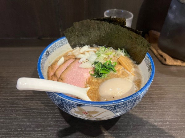 「特製豚骨らーめん（魚介）」@三鷹食堂いなりの写真