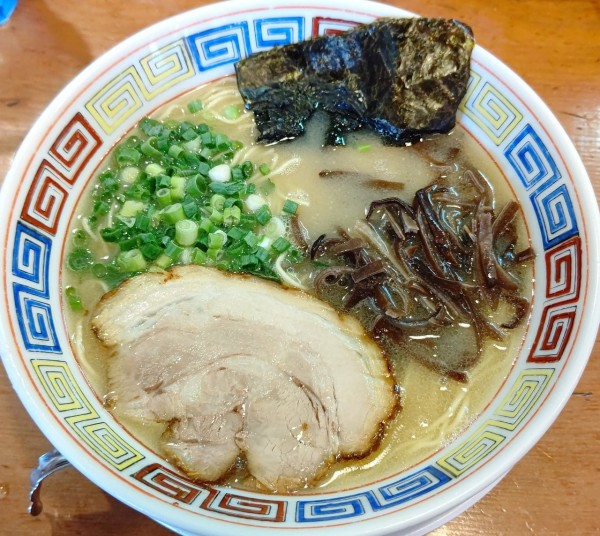 「幸福ラーメン」@九州とんこつラーメン 幸福軒の写真