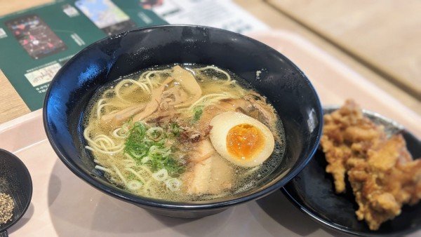 「塩ラーメン（870円）」@開花屋 楽麺荘の写真