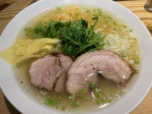 「本丸塩ら〜麺大盛固め1100円」@横濱元町 本丸亭 横浜店の写真