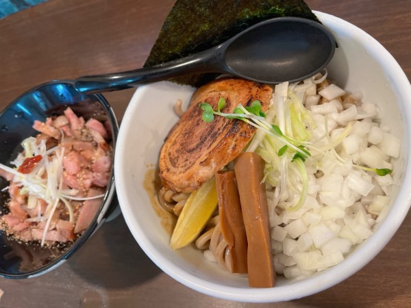 「【限定】冷やしスッキリ蕎麦＋焼豚丼」@麺屋みつば＋クローバーの写真