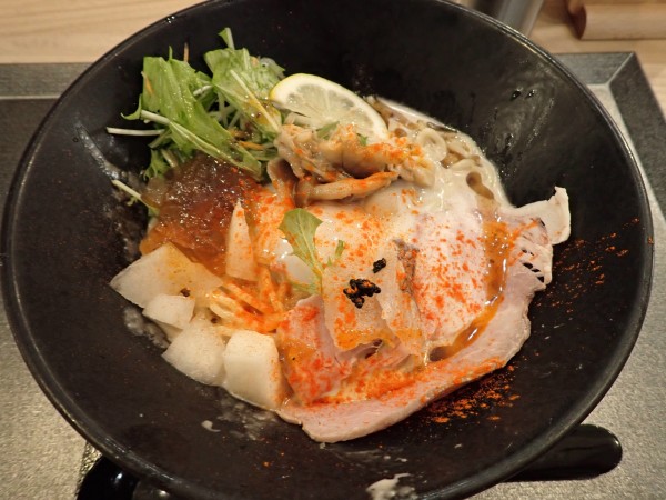 「(新秋限定)鯛とキノコと梨(冷)(1300円)」@SHIRAHAMA KEY NOODLE だきしめ鯛の写真