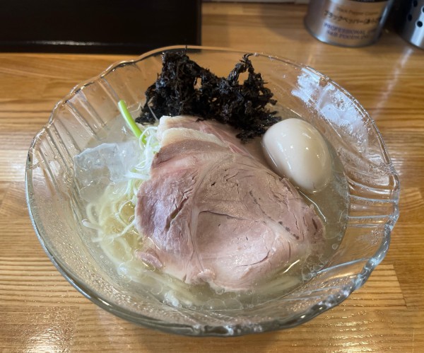 「冷やし+煮玉子（1000円）」@麺や 一想の写真