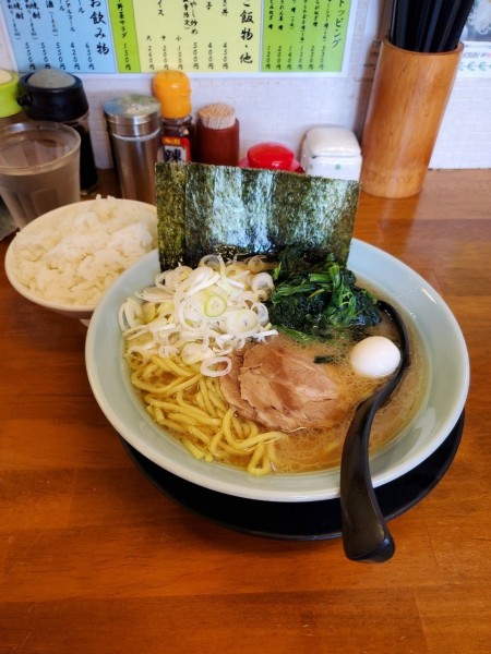 「醤油豚骨ラーメン@800」@爛々亭 大曽根店の写真