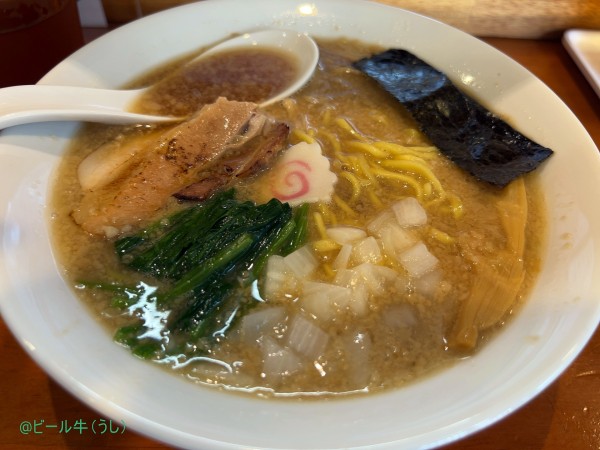 「背脂中華そば(950円)」@麺屋 成の写真