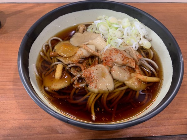 「きのこそば 500円」@イイダヤ軒 松本駅前店の写真