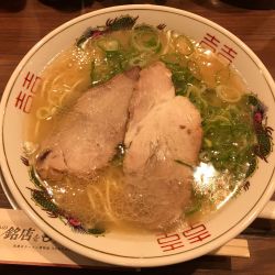 ラーメン　1000円