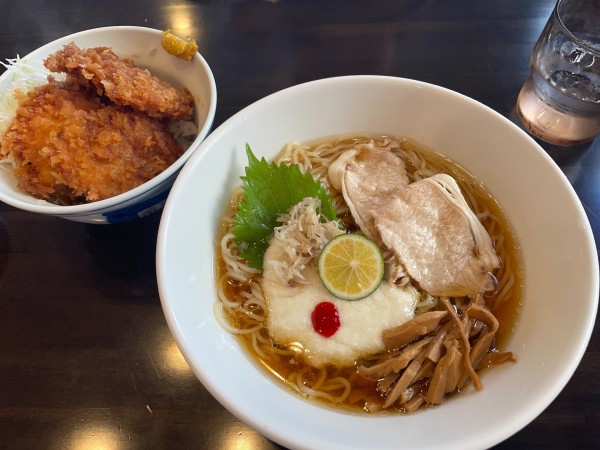 「冷製中華そば・タレカツ丼」@斗香庵  OJIMAの写真