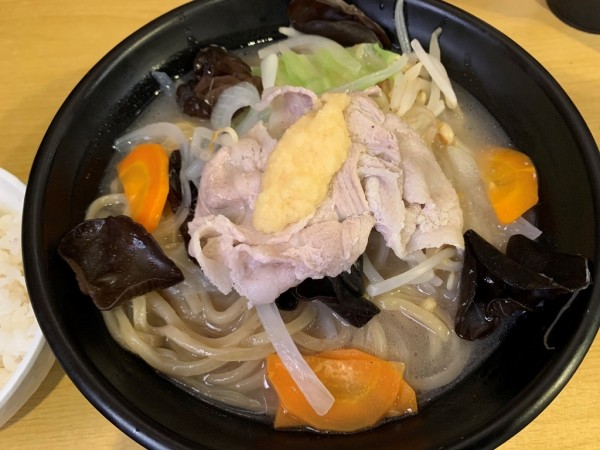 「野菜タンメン＋サービスライス」@おとど食堂 葛西店の写真