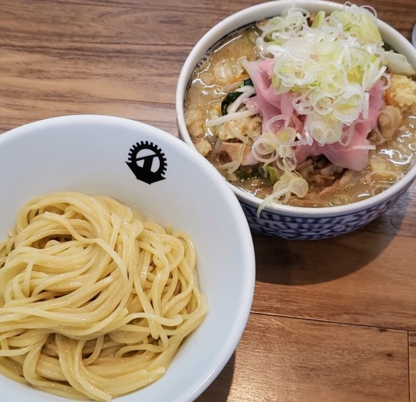「タンつけ￥980＋牛ホル￥280＋ガリ￥30」@飯村製作所の写真