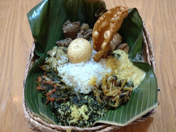 「ランプライス　１２００円」@アキフーズの写真