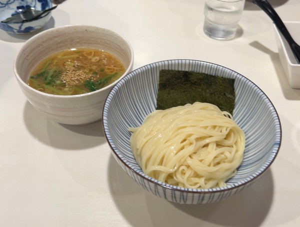 「鶏豚濃厚つけ麺」@麺屋 侍の写真