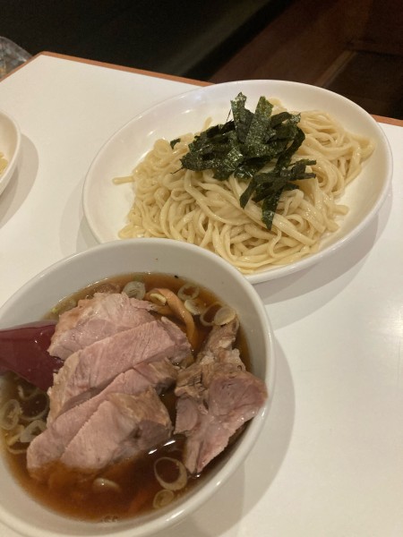 「ざるらぁめん　ハーフチャーシュー」@らぁめん ほりうち 新橋店の写真