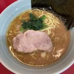 ラーメン並(700円)麺固め