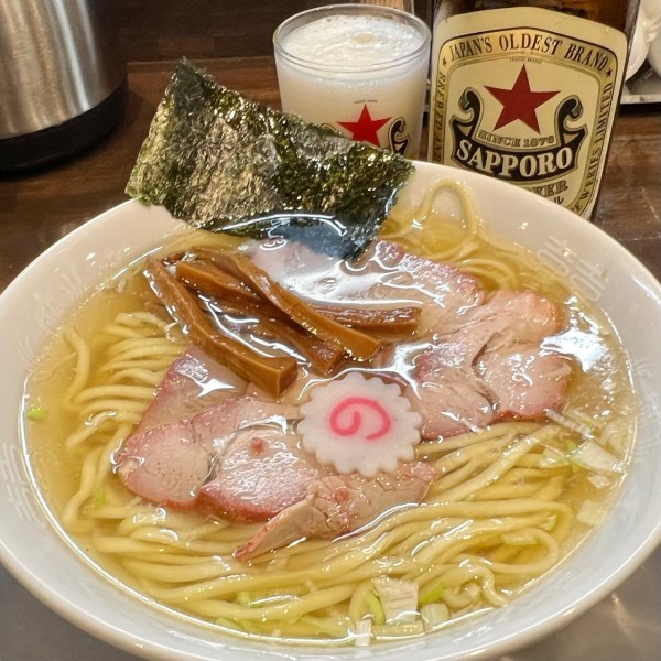 「東京塩ラーメン＋サッポロラガー 赤星」@自家製麺 うるちの写真