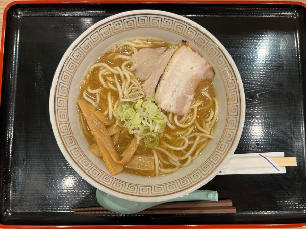 「こいくち中華そば 中　990円」@弘前煮干し中華そばスタンド ニボる?の写真