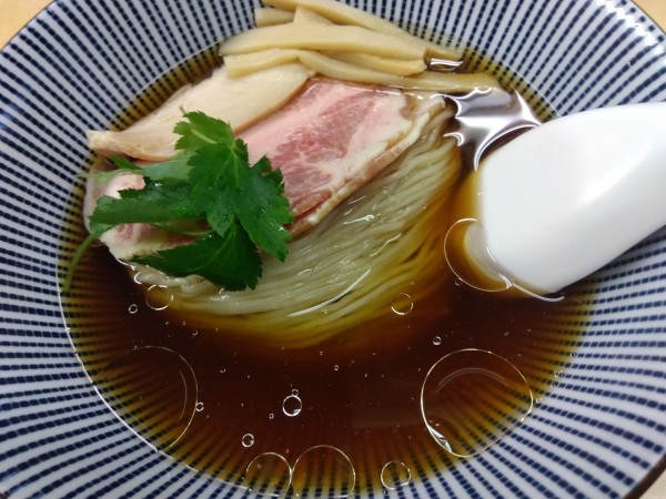 「（夏季限定）冷やし煮干しそば¥900」@中華そば よしかわの写真