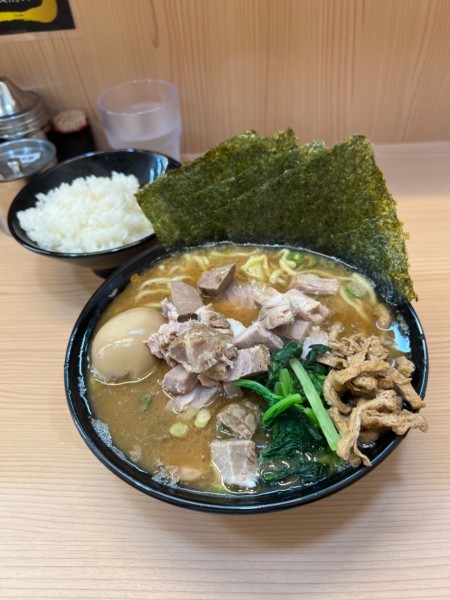 「チャーシューメン(¥1100)+チャーシ(¥300)+ライス」@ラーメン 大國家の写真