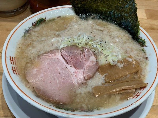 「背脂ラーメン（背脂大チャッチャ）」@背脂ラーメン チャッチャ亭の写真