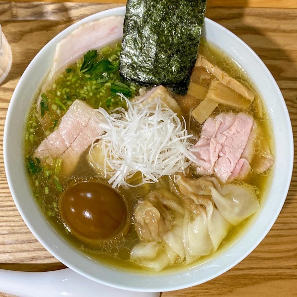 「特製塩らーめん ¥1,400」@らーめん亭 ひなり竜王の写真