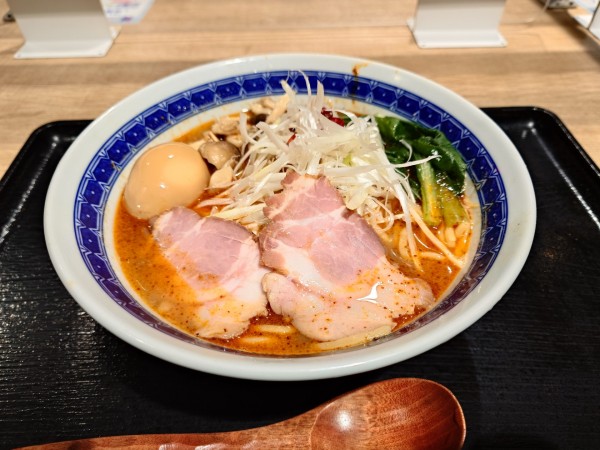 「辛・塩ラーメン」@井の庄 光が丘店の写真