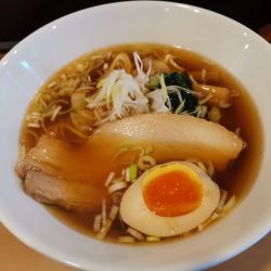 あご出汁醤油らぁめん