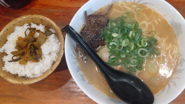 「博多ラーメン+白ご飯(¥750+150)」@元祖ぴかいちの写真