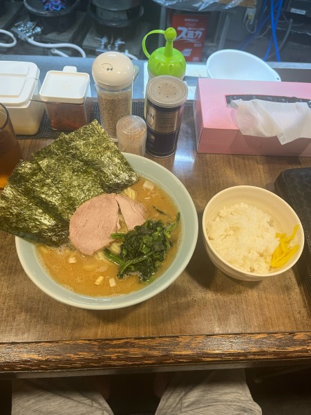 「ラーメン並¥850 小ライス¥100.」@ラーメンチョップの写真