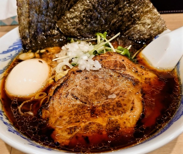 「特製醤油ラーメン」@Ladies & じぇんとる麺の写真