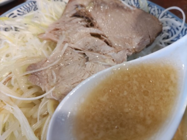 「にんにく濃厚豚骨醤油らーめん」@らーめん大慶の写真