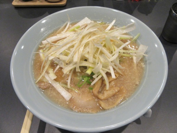 「ネギラーメン（１０００円）」@らーめんショップ成田家の写真