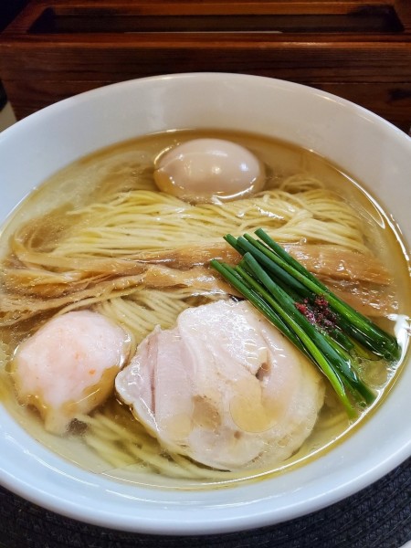 「味玉塩らぁ麺」@麺や金時の写真