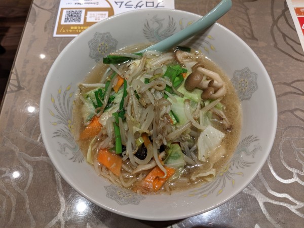 「野菜たっぷり湯麵：780円」@嘉徳園 神田本店の写真