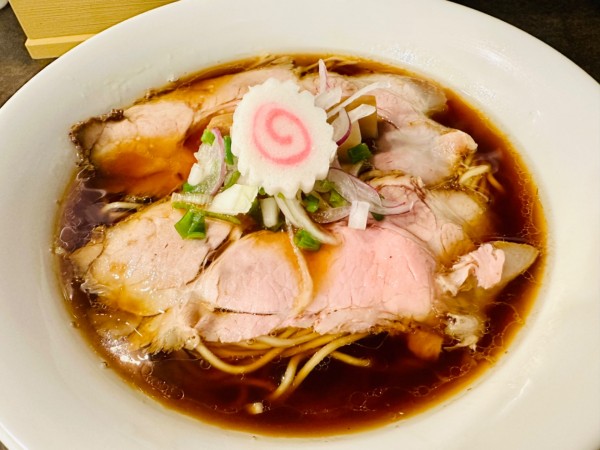 「【限定】黒たまり醤油らーめん【930円】」@煮干しらーめん 田中にぼるの写真