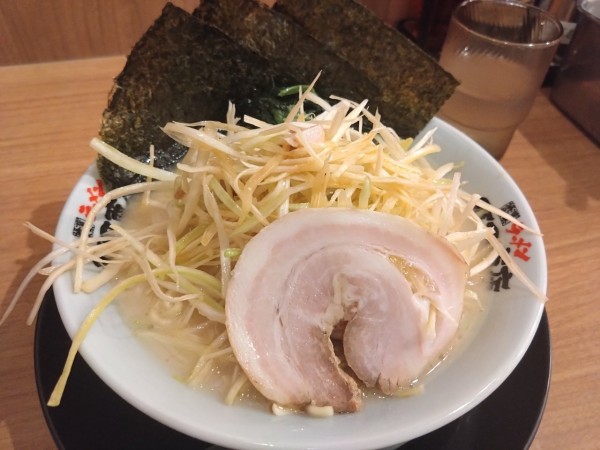 「塩ネギラーメン」@町田商店 鹿沼店の写真