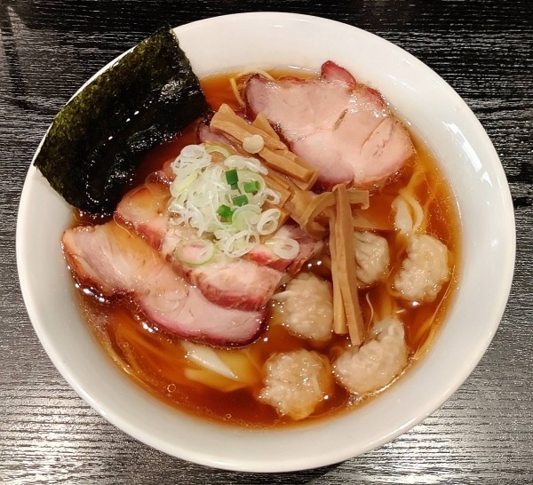 「醤油チャーシューワンタンメン」@支那ソバ 小むろの写真