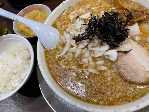 「中華そば（950円）,半ライス（110円）,生ビール（550円）」@らーめん潤 蒲田店の写真