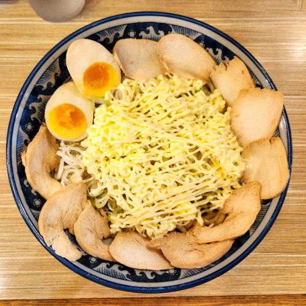 「ネギマヨ油そば」@秋葉原つけ麺 油そば 楽の写真