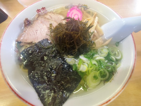 「まりもラーメン８００円」@食事の店 あずさの写真