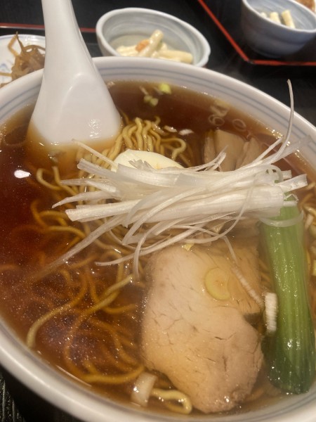 「醤油ラーメン」@富城屋の写真