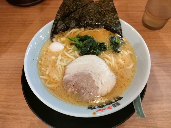 「ラーメン　800円」@町田商店 鶴ヶ島店の写真