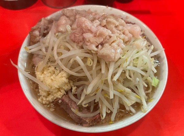 「ブタ入り小ラーメンニンニクアブラ」@ラーメン二郎 府中店の写真