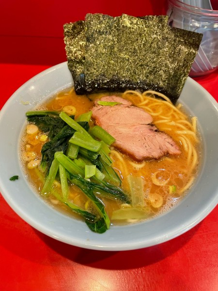 「醤油ラーメン」@横浜家系ラーメン 黄金家の写真