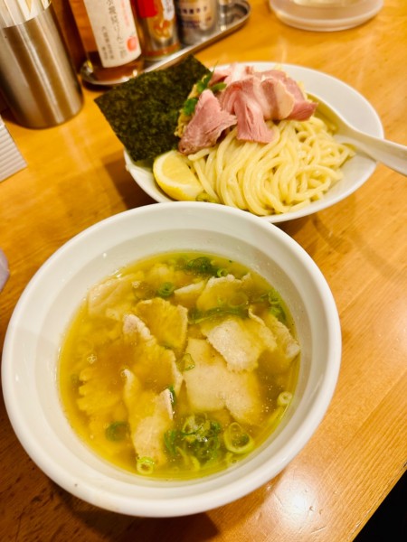 「肉だくガーリック塩つけめん【1300円】」@つけめん桜坂の写真