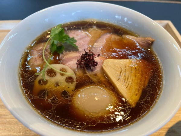 「特製らぁ麺」@らぁ麺と点心 グラフミの写真