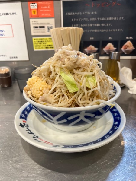 「らーめん中盛(¥780)+うずら(¥100)」@ラーメン大 下高井戸店の写真