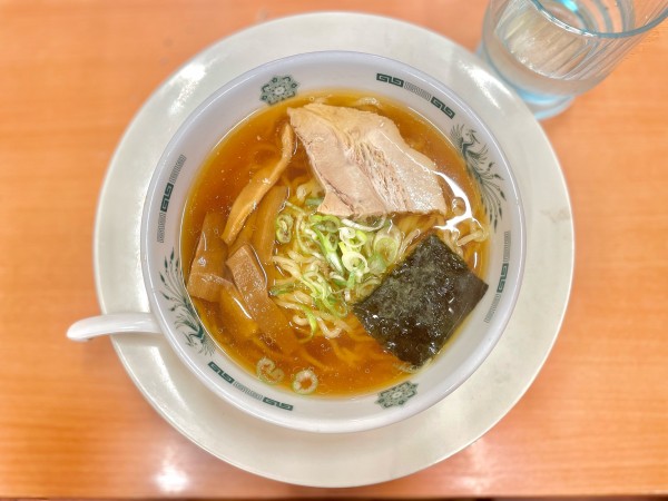 「半ラーメン　200(220/税込)」@日高屋 馬喰町西口店の写真