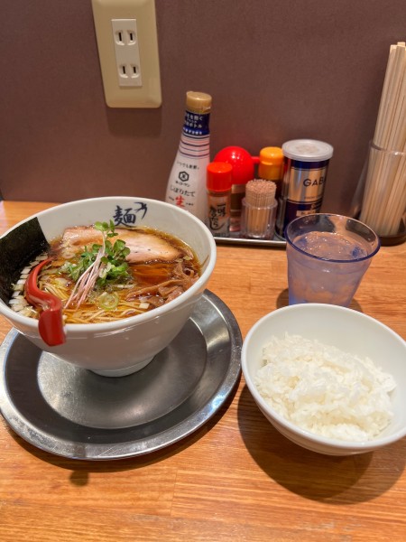 「燕ラーメン　醤油　大盛り　900円」@麺屋 燕の写真