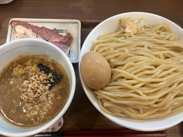 「味玉鶏ほぐしつけめん大盛」@つけめん さなだの写真